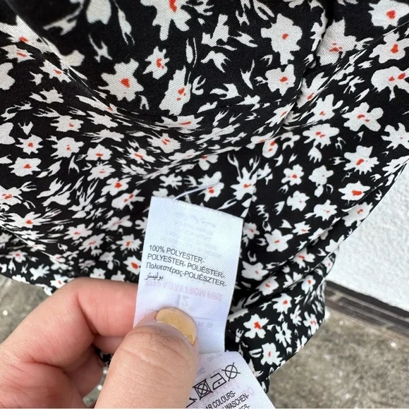 PEACOCKS Black Floral Blouse Size 12 - Picture 9 of 12